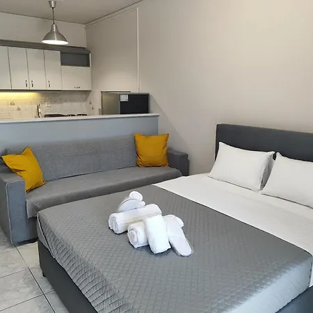 Cozy Castle View Apartment