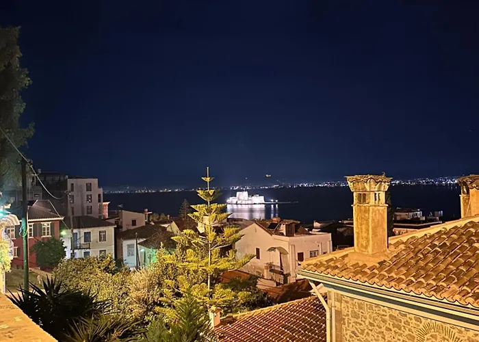 Cozy Castle View Apartamento *